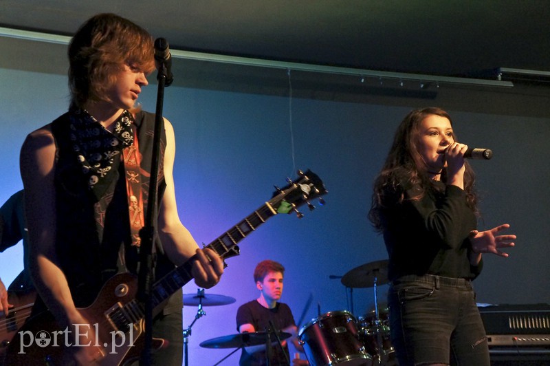 Rock i punk na jednej scenie zdjęcie nr 147854