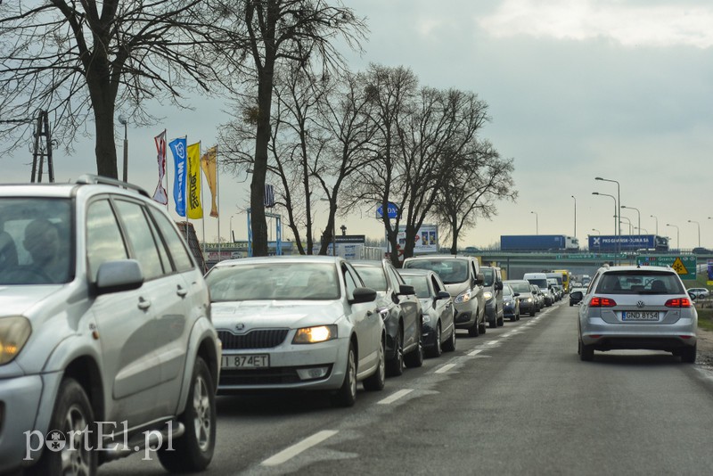 Elbląg Ciężarówka stanęła w poprzek jezdni (aktualizacja)