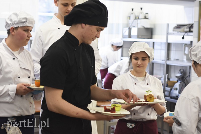 Dopiero się uczą, ale już wiedzą, co dobre zdjęcie nr 149400