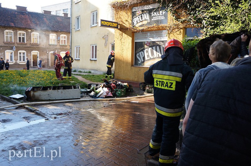 Pożar sklepu przy Ogrodowej zdjęcie nr 151647