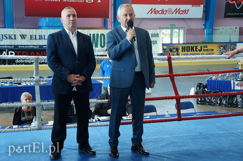 Niezły boks na lodowisku zdjęcie nr 151810