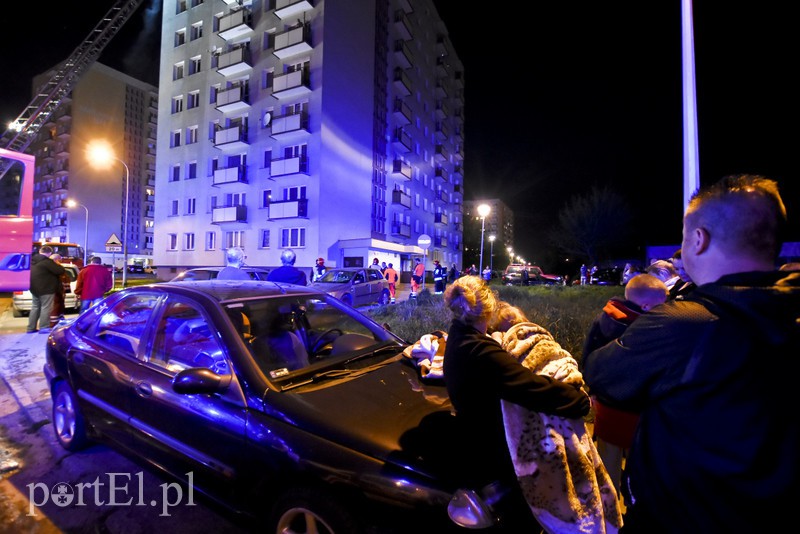 Pożar w wieżowcu przy Malborskiej zdjęcie nr 152112