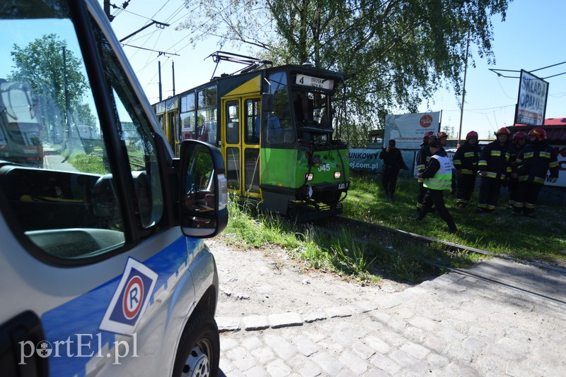 Grunwaldzka zablokowana! Ciężarówka zderzyła się z tramwajem zdjęcie nr 152150