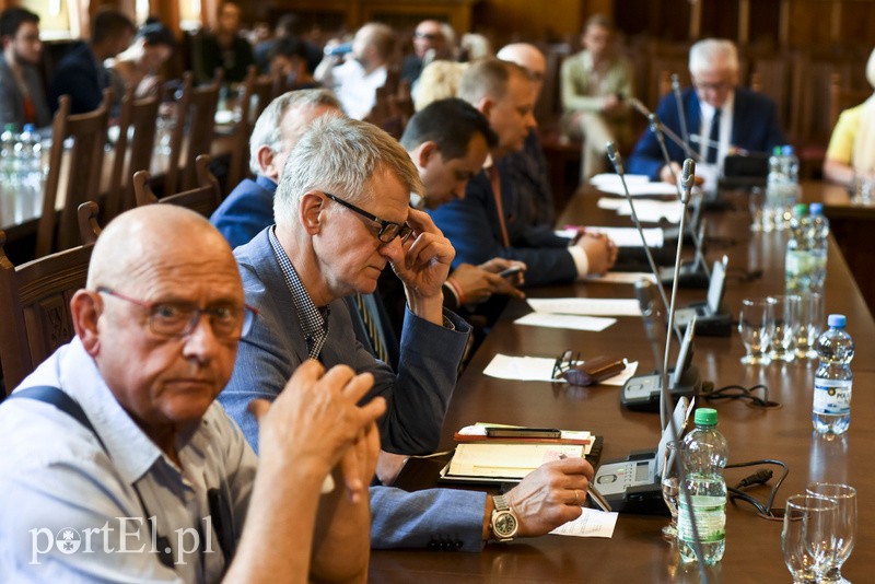 Nadzwyczajnie krótka sesja zdjęcie nr 153645