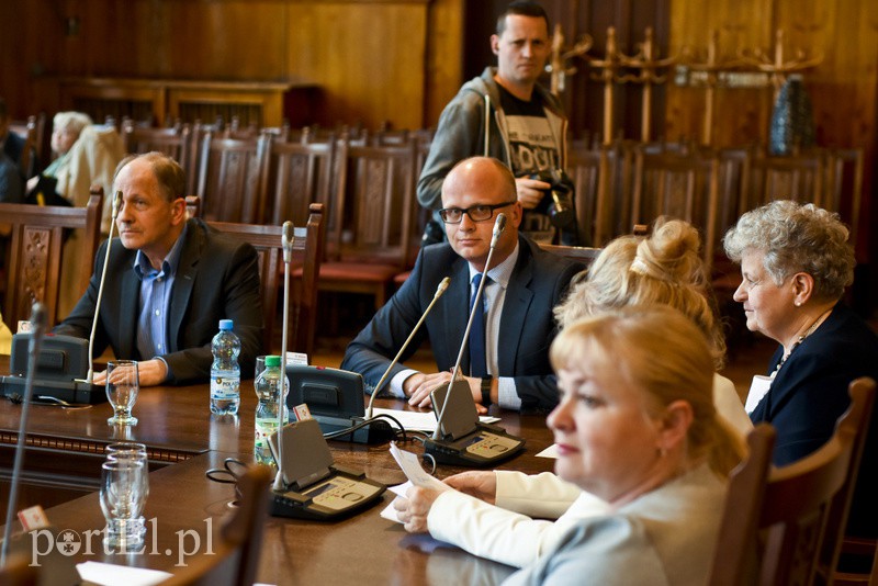 Nadzwyczajnie krótka sesja zdjęcie nr 153643