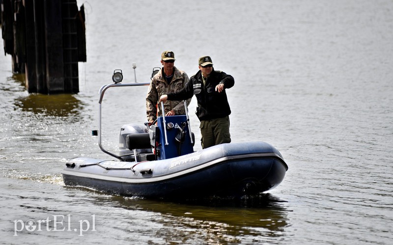 Ćwiczyli razem, żeby lepiej pomagać na wodzie zdjęcie nr 153795