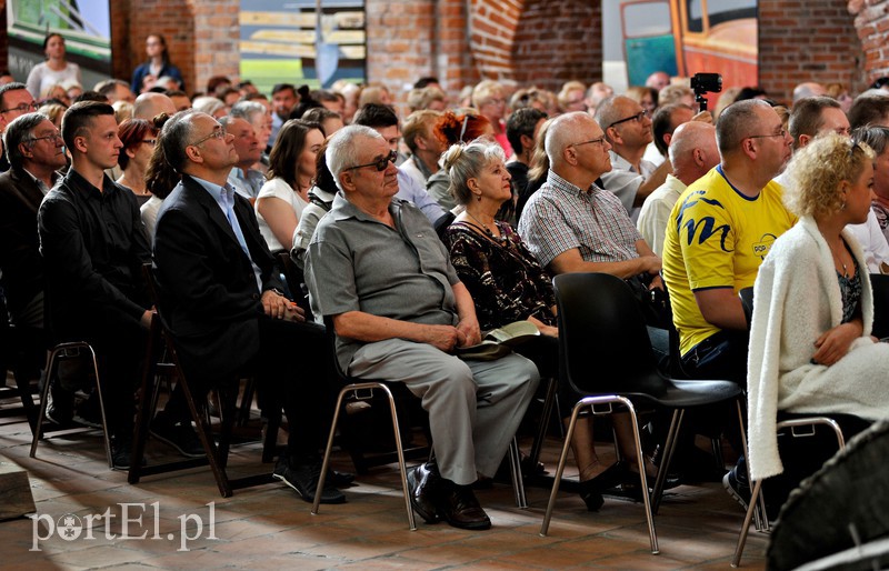 Śpiewająca wizytówka miasta w Galerii El zdjęcie nr 153891