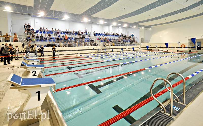 Na basenie przy Robotniczej można już pływać zdjęcie nr 153936