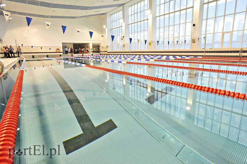 Na basenie przy Robotniczej można już pływać zdjęcie nr 153938