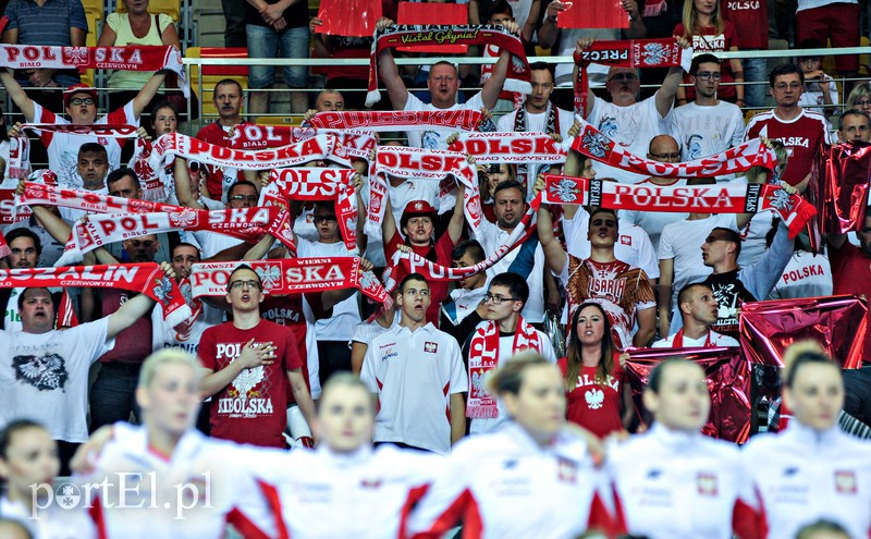 Elblążanie kibicowali Polkom w Koszalinie. Cztery bramki piłkarki Startu zdjęcie nr 154189