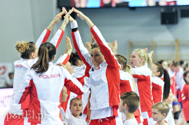 Elblążanie kibicowali Polkom w Koszalinie. Cztery bramki piłkarki Startu zdjęcie nr 154185