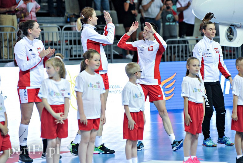 Elblążanie kibicowali Polkom w Koszalinie. Cztery bramki piłkarki Startu zdjęcie nr 154187