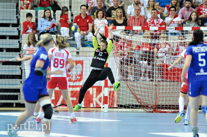 Elblążanie kibicowali Polkom w Koszalinie. Cztery bramki piłkarki Startu zdjęcie nr 154191