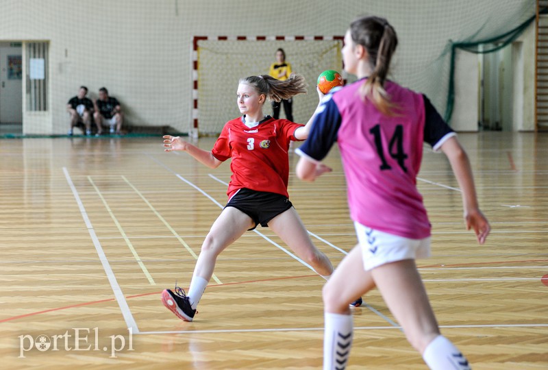 Młode szczypiornistki opanowały Elbląg zdjęcie nr 154626