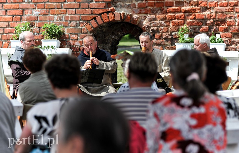 Elbląg Kuchnia regionalna z muzyką dawną w tle