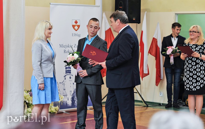 Miejskie zakończenie roku szkolnego zdjęcie nr 154889