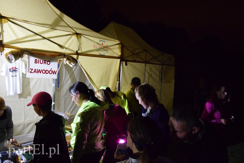 Nocą biegali po Bażantarni zdjęcie nr 155147