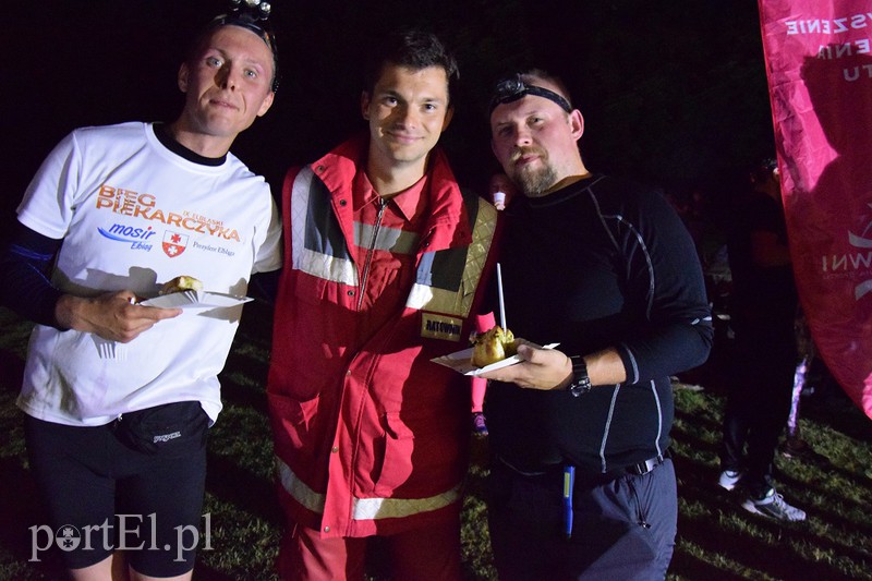 Nocą biegali po Bażantarni zdjęcie nr 155143