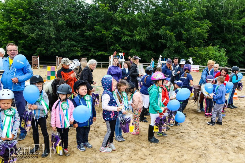 Namłodsi jeźdzcy na starcie zdjęcie nr 155307