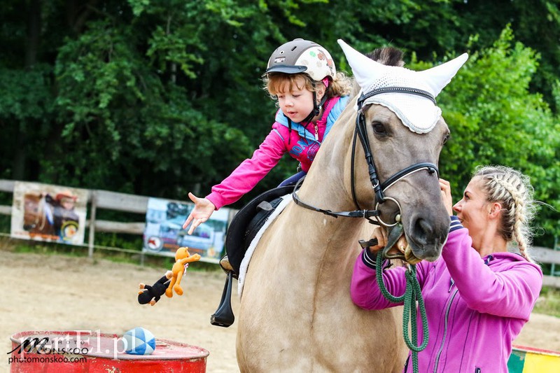 Namłodsi jeźdzcy na starcie zdjęcie nr 155302