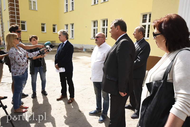 „Skoszarowani” mieszkańcy są szczęśliwi zdjęcie nr 155745