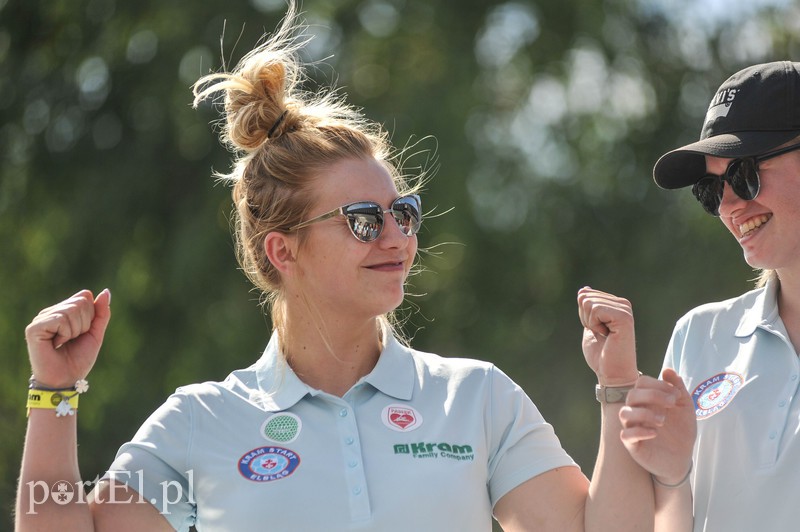 Piłkarkom Kram Startu dołki nie straszne zdjęcie nr 156179