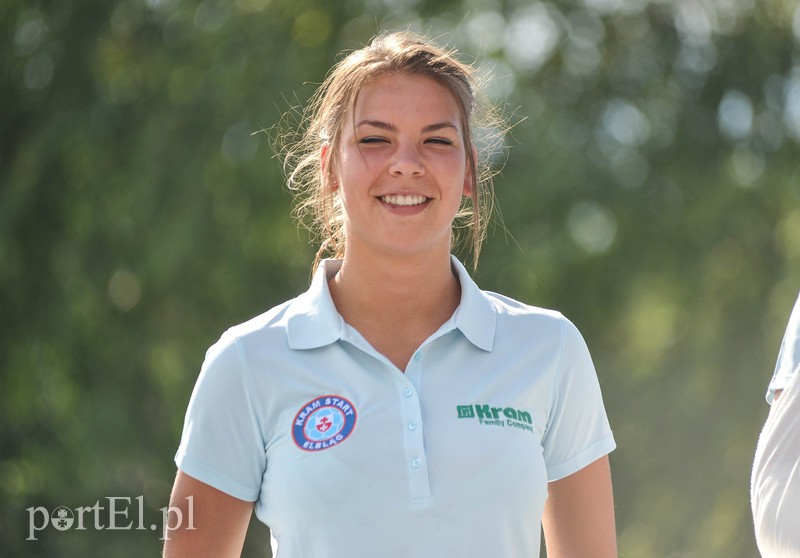 Piłkarkom Kram Startu dołki nie straszne zdjęcie nr 156177