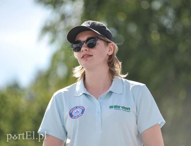 Piłkarkom Kram Startu dołki nie straszne zdjęcie nr 156178