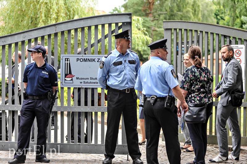  Tłumy przyjechały do Sztutowa, by witać książęcą parę zdjęcie nr 156307