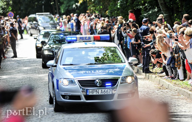  Tłumy przyjechały do Sztutowa, by witać książęcą parę zdjęcie nr 156315