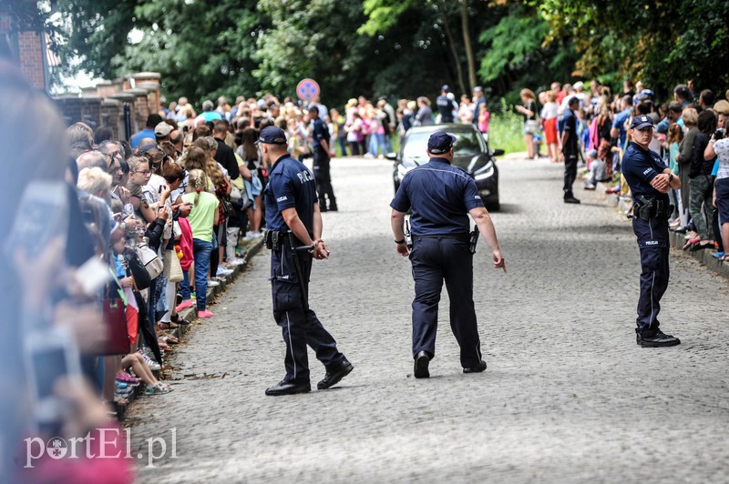  Tłumy przyjechały do Sztutowa, by witać książęcą parę zdjęcie nr 156311