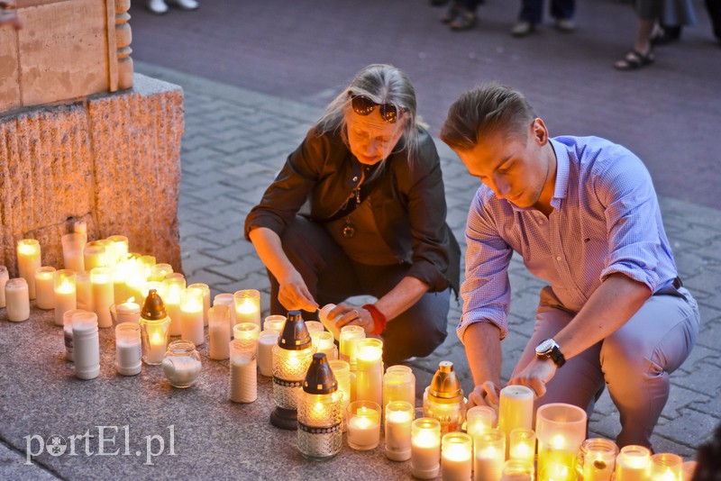 Protest pod sądem  zdjęcie nr 156486
