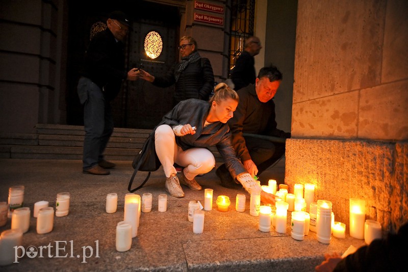 "Prezydencie chcemy weta", czyli kolejny protest pod sądem zdjęcie nr 156544