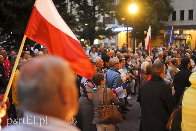 "Prezydencie chcemy weta", czyli kolejny protest pod sądem zdjęcie nr 156567