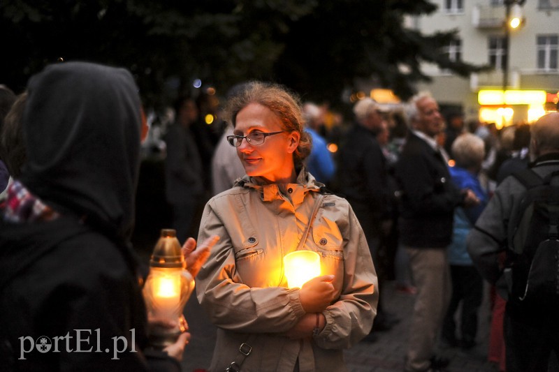 "Prezydencie chcemy weta", czyli kolejny protest pod sądem zdjęcie nr 156560
