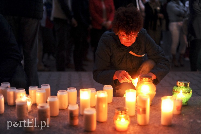 "Prezydencie chcemy weta", czyli kolejny protest pod sądem zdjęcie nr 156568