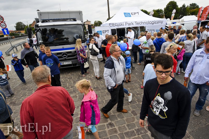 Policyjny festyn na bulwarze zdjęcie nr 156720