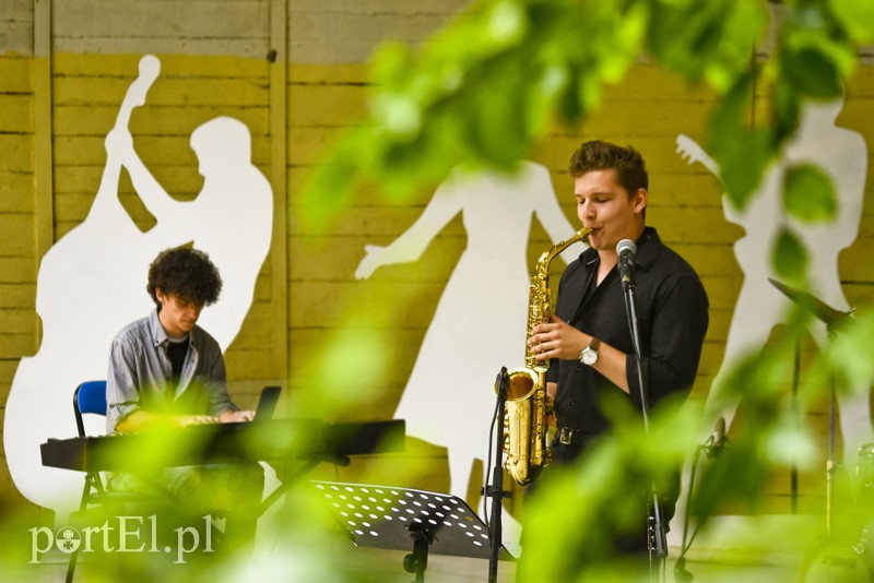 Jazz w strugach deszczu zdjęcie nr 156776