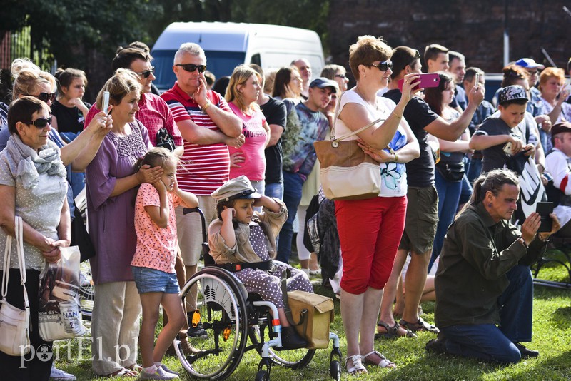 Powstańcy na ulicach Elbląga zdjęcie nr 157173