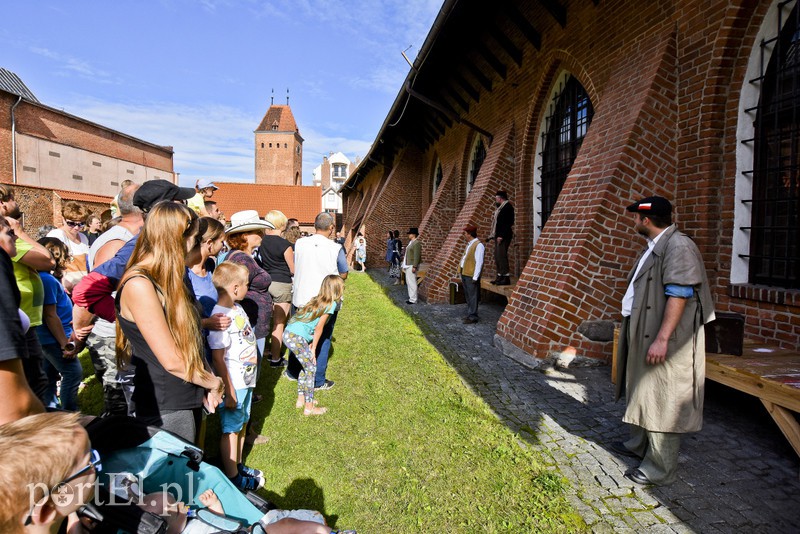 Powstańcy na ulicach Elbląga zdjęcie nr 157197