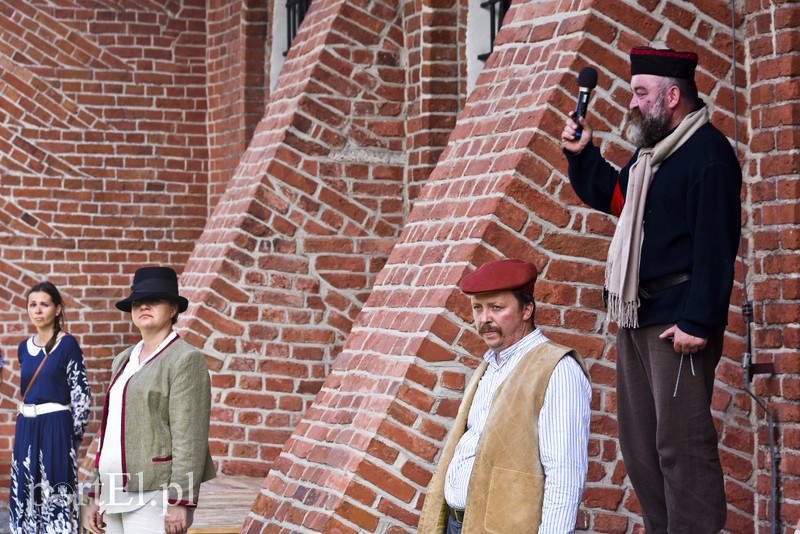 Powstańcy na ulicach Elbląga zdjęcie nr 157198