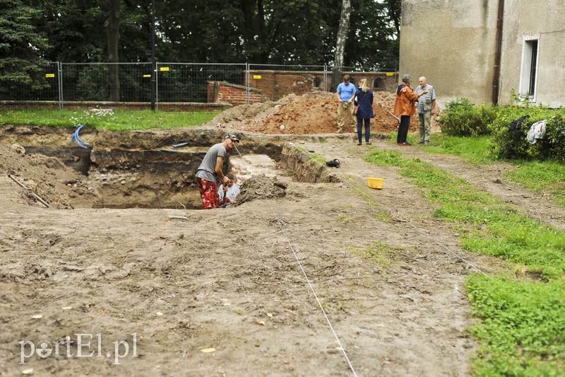 Elbląg Po legendarnym tunelu nie ma na razie śladu