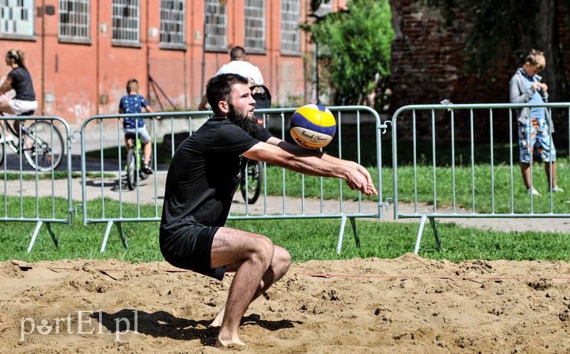 Braterska dominacja na elbląskim boisku  zdjęcie nr 157649