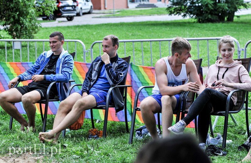 Braterska dominacja na elbląskim boisku  zdjęcie nr 157630