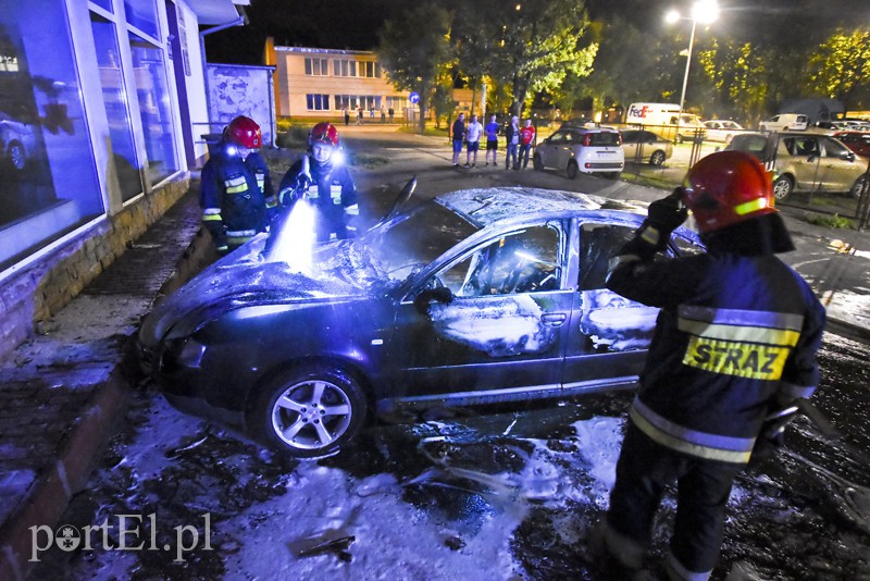 Pożar audi na ul. Królewieckiej zdjęcie nr 158114