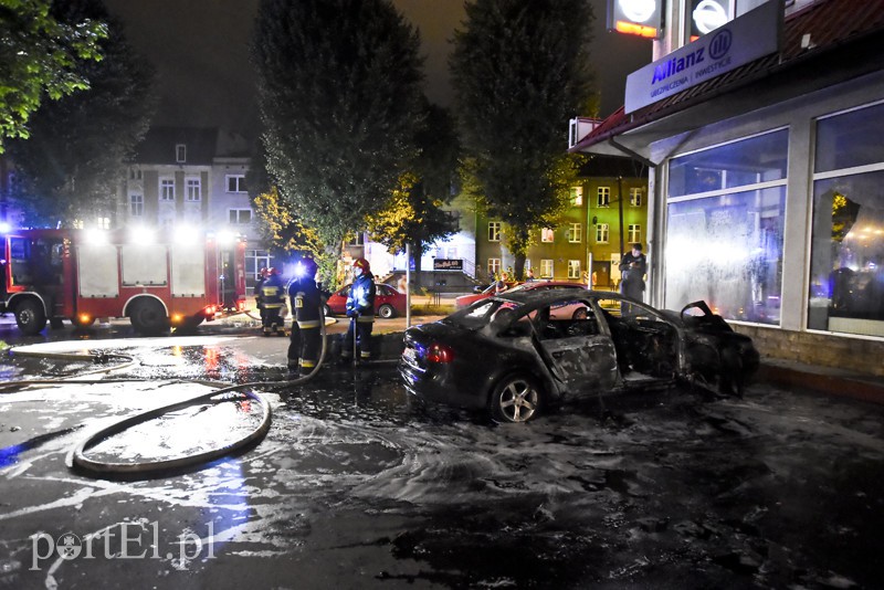 Pożar audi na ul. Królewieckiej zdjęcie nr 158112