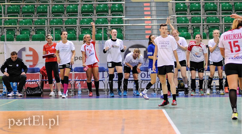 Piłkarki Startu pokonały mistrzynie zdjęcie nr 158728