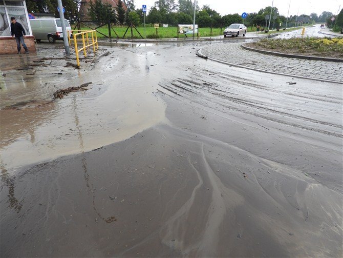 Ulewa w Suchaczu zdjęcie nr 158871