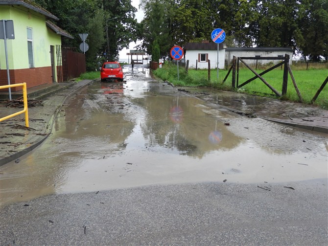 Ulewa w Suchaczu zdjęcie nr 158873