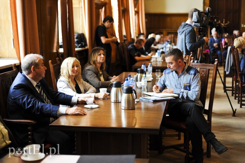 Zobacz sesję Rady Miejskiej na żywo! zdjęcie nr 159651